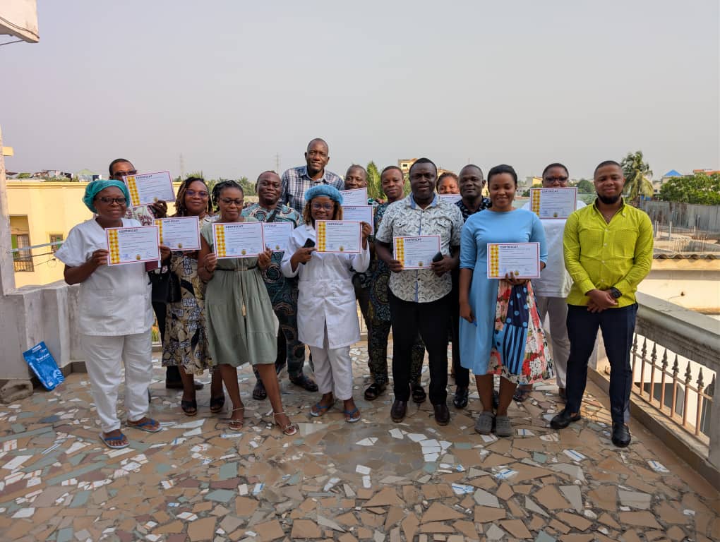 Formation sur l'hygiène numérique du personnel de l'ONG RACINES